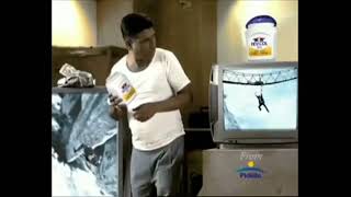 Fevicol Adhesive (India) - Pakde Rehna Chhodna Nahi - Cliffhanger Ad (Hyperbole)