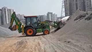 ESCORTS BACKHOE LOADER JUNGLI XT  LOADING APPLICATION