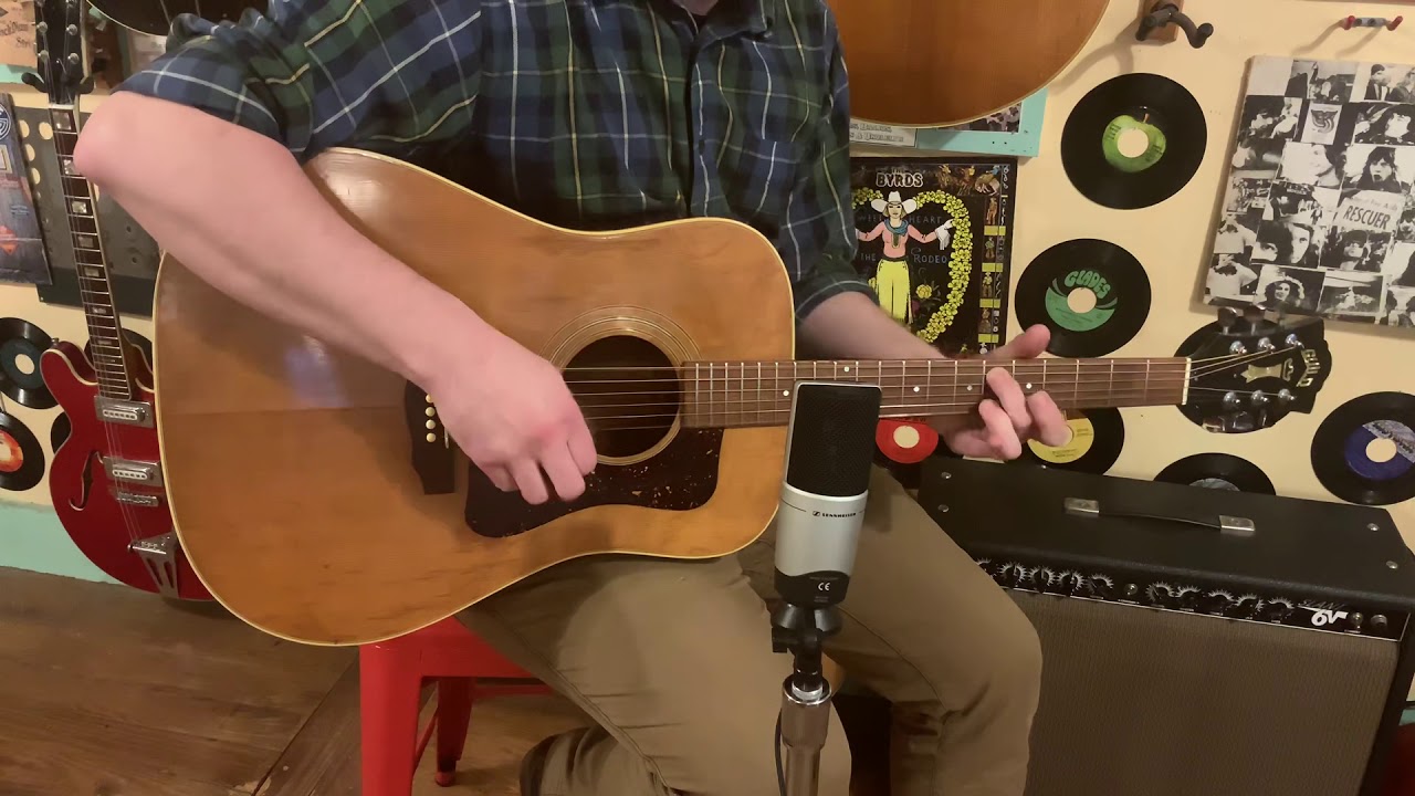 1979 Guild D-40 dreadnought guitar