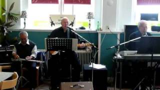 20100327 Kumpulan Senang Bersama Lunchcafé/ The Second Generation  met  'The Wonder of You' .MOV