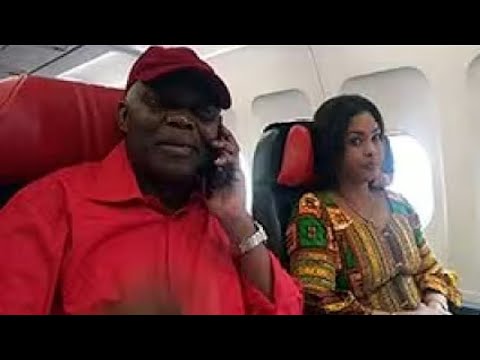 EYINDI BAKANGI KAMERHE NA AVIONS NA À AÉROPORT YA NDIJILI MINDUKI RETROUVER