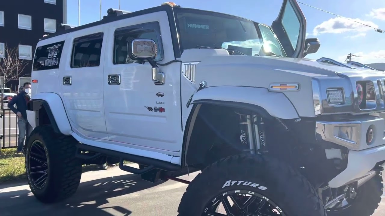 超弩級HUMMER H2参上！ビックリです！ - YouTube