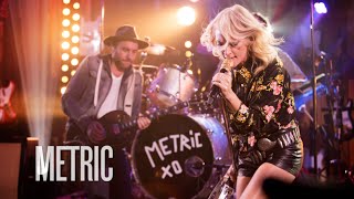 Vignette de la vidéo "Metric “Black Sheep” Guitar Center Session on DIRECTV"