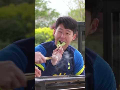 Sonny introduces Korean BBQ to his Spurs team mates