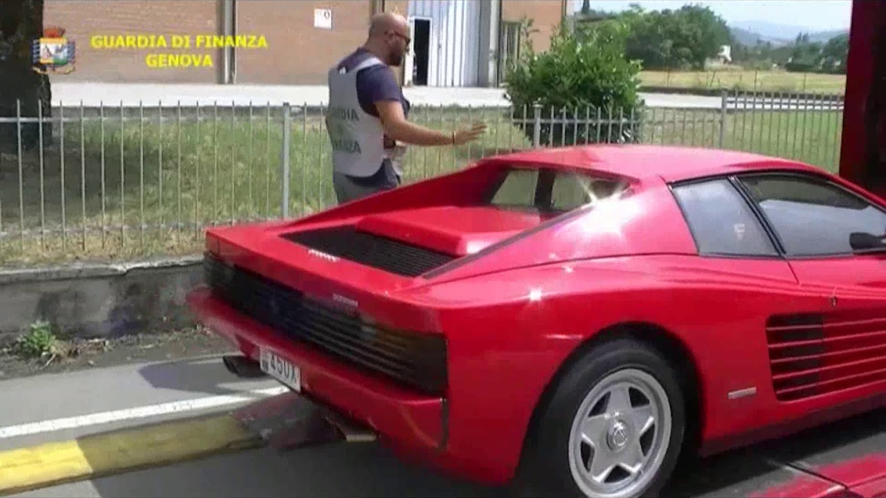 AUTO DI LUSSO SEQUESTRATE DALLA GUARDIA DI FINANZA DI GENOVA