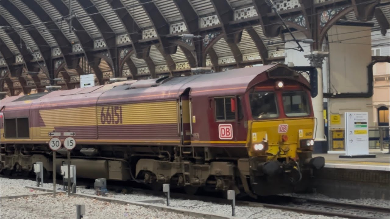 6M16 05:43 Wilton Efw Terminal to Knowsley Freight Terminal at York 11:21