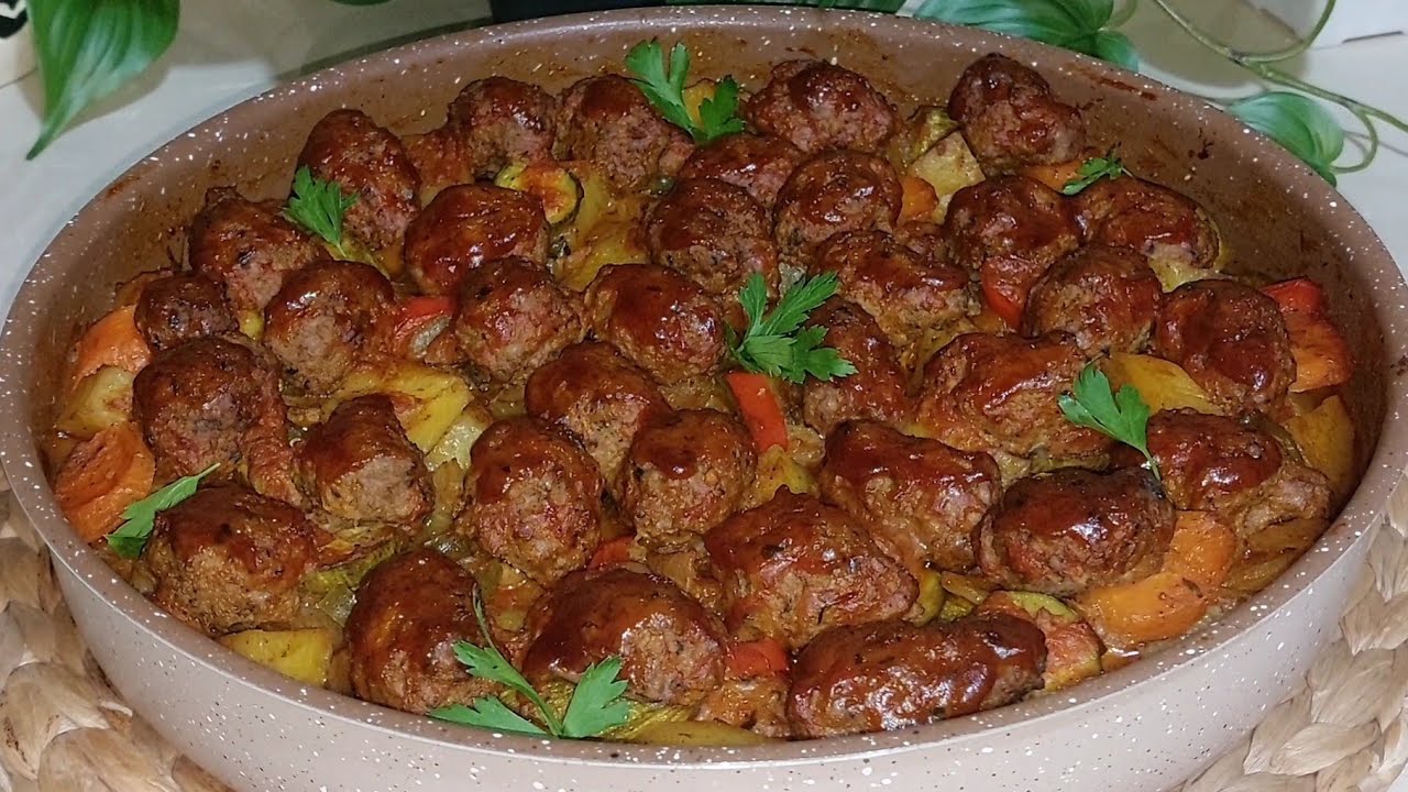 أطيب و أطعم كفتة بالخضر مشوية في الفرن  😋 في دقائق حضريها و في طبق واحد و مرة وحده اطبخيها‼️