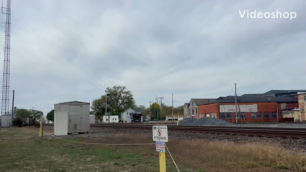 Railfanning CSX UP BNSF trains in Deshler ohio