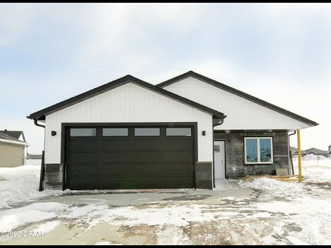 5683 S 11th St, Grand Forks, ND home video tour