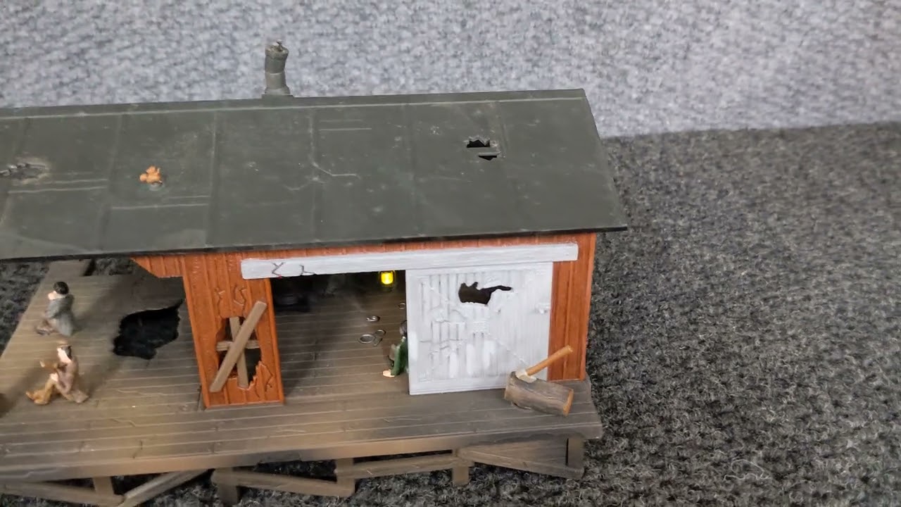 Lionel Smoking Hobo Shack