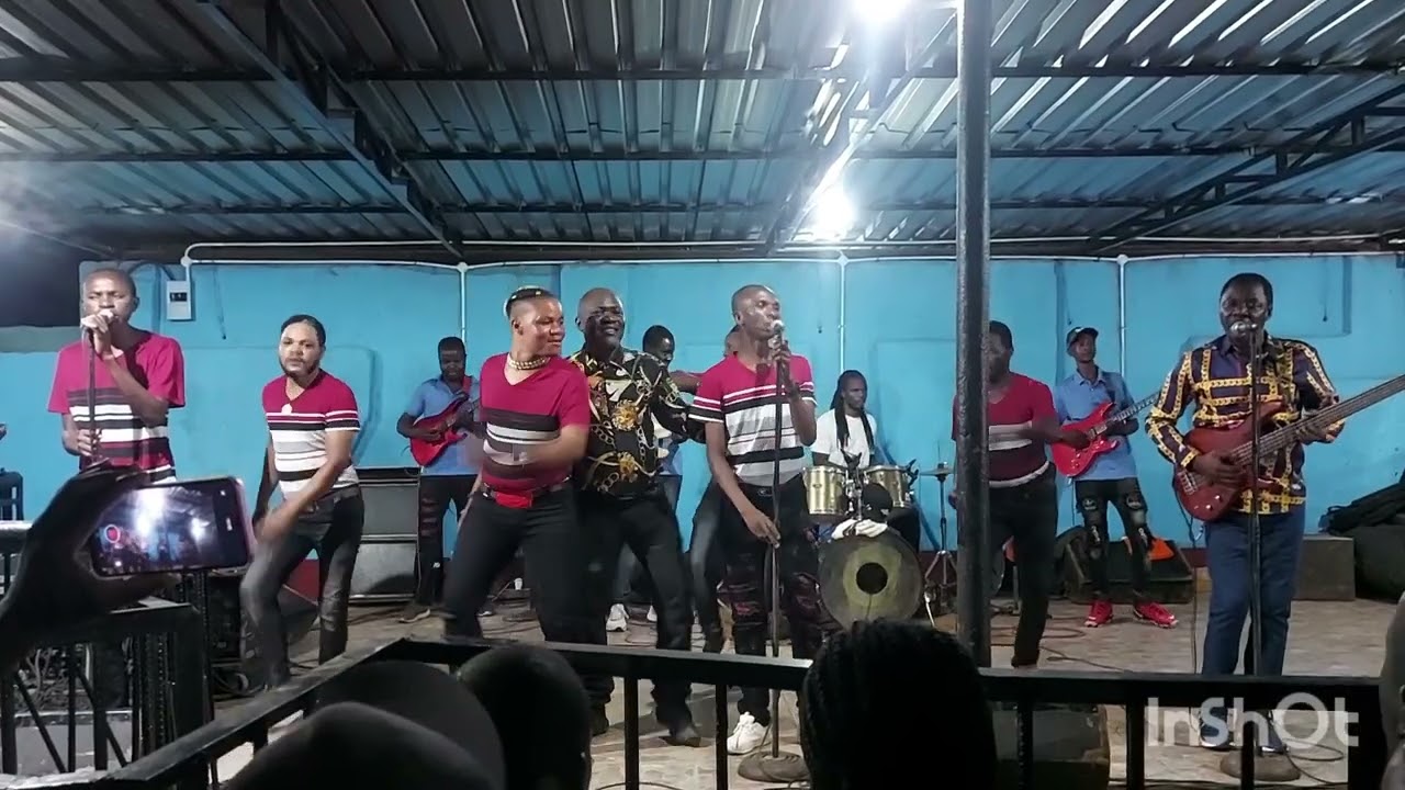 Alick macheso petunia live in chakari mukavauze night club 