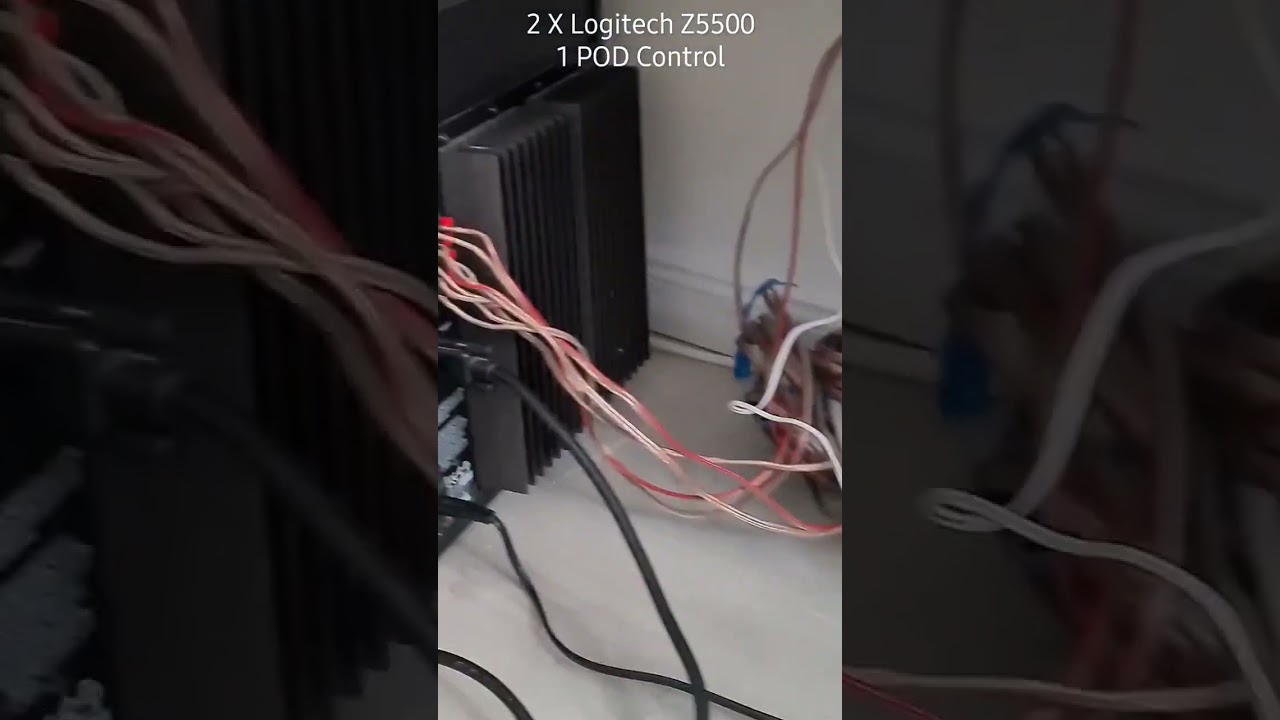 Logitech Z5500  2 Subwoofer 1 POD Control