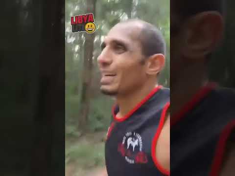 رجل ليبي عمره 40 عاما يجري 50 كيلومترا بدون توقف لم يأكل أو يشرب ليبيا