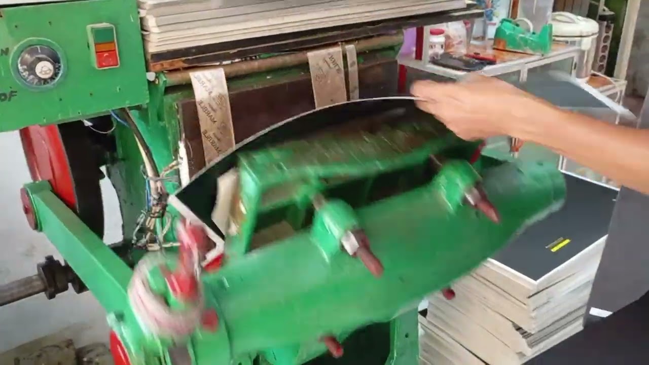 MENCARI CUAN BUAT KEBUTUHAN LEBARAN KERJA DI PRES LAMINATING PERCETAKAN , 