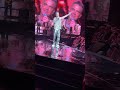 Robbie Williams-live at the O2- Strong