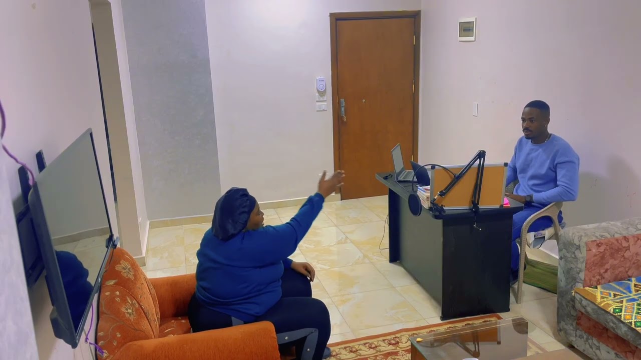 Mw di Foufoun map antre nan biznis vann spèm nan poum k gen lajan  nap sezi we komanl reaji (prank)