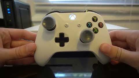 How to CONNECT XBOX ONE CONTROLLER to Xbox One (Xbox Controller Sync & Pairing Tutorial)