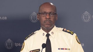 Toronto police say a thursday raid focused on members of the five
point generalz and resulted in arrests 70 people. chief mark saunders
says stree...
