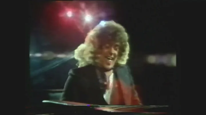 Mark And Clark Band - Worn down piano _ Part 1/2 (...