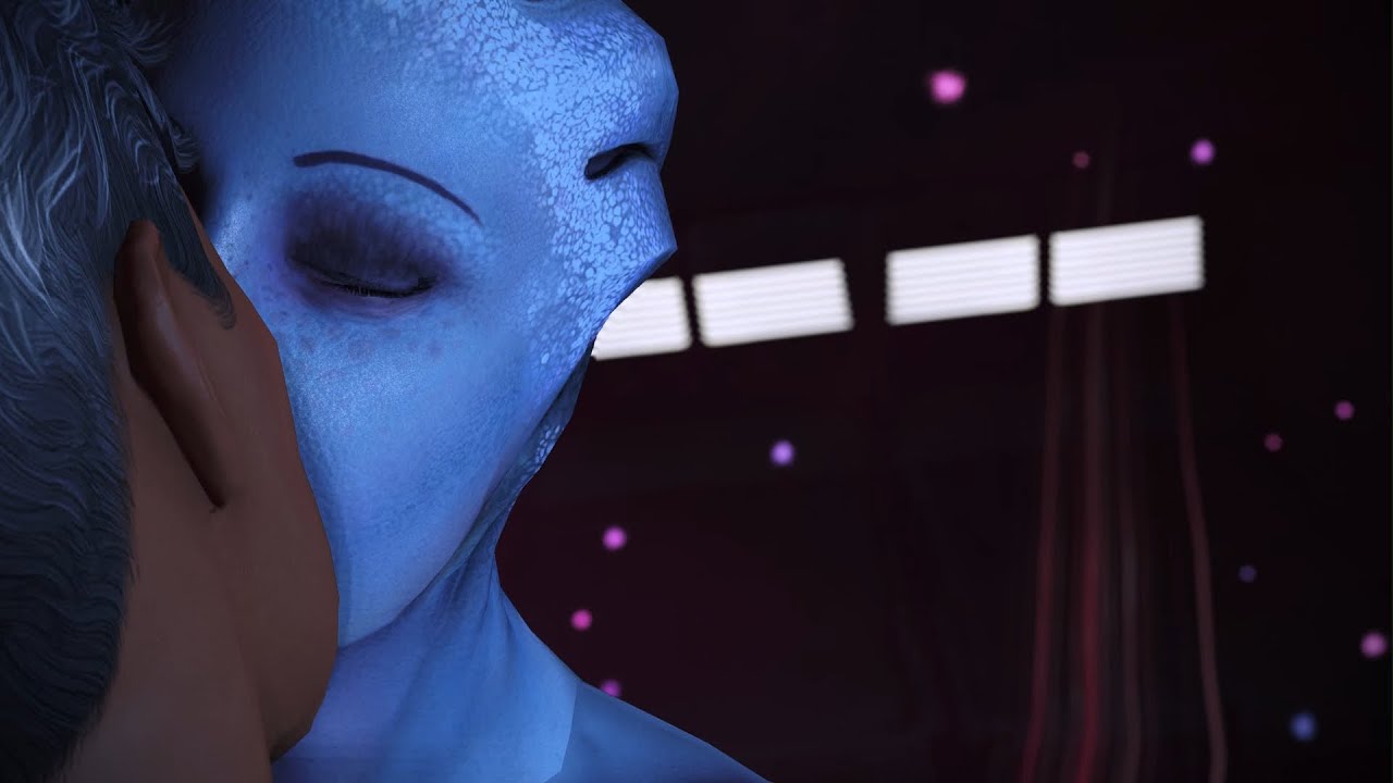 Mass Effect Commander Shepard and Liara romance scene
