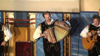 2011.04.02 Koncert Fantje z vseh vetrov - Reka ve le za svojo pot