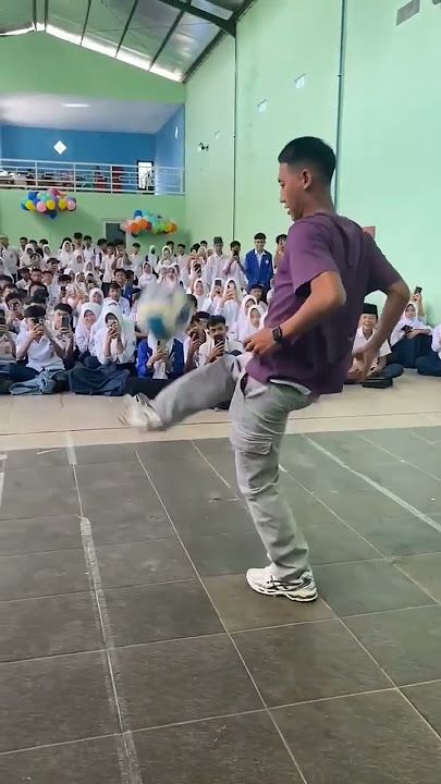 Pemain Persib Bandung Beckham Putra Nugraha Jugling Bola #persib #timnasindonesia #persibbandung