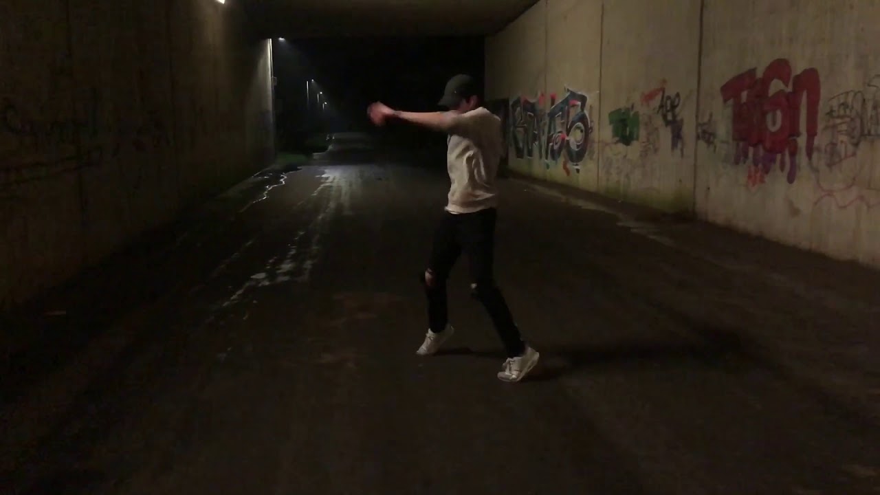 Cuttingshapes ( Houseshuffle ) #2 Freestyle