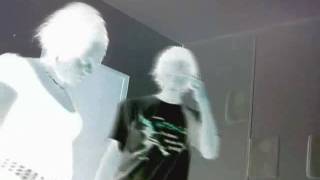 teen vs lady *Capture 20091003 2*