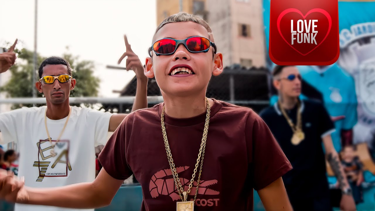 DAQUI PRA FRENTE VOU TER QUE ESQUECER O PASSADO - MC Dentinho e MC Pisquila (Web Clipe)