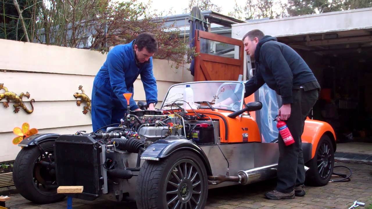 Rover v8 switch to CBR600 ITBs 1st Start! - YouTube