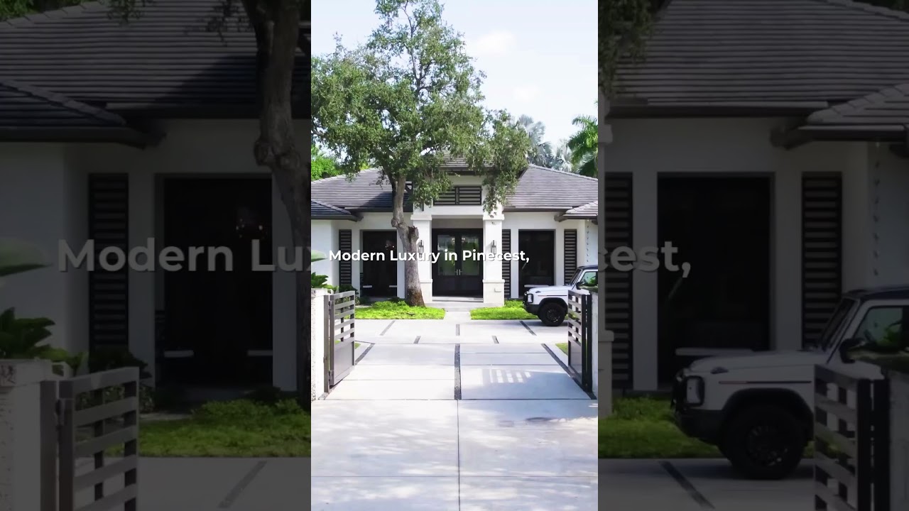 Luxury Awaits in Your Pinecrest Modern Estate! 