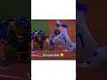 He literally avoided everything and slid past the plate ...🔥