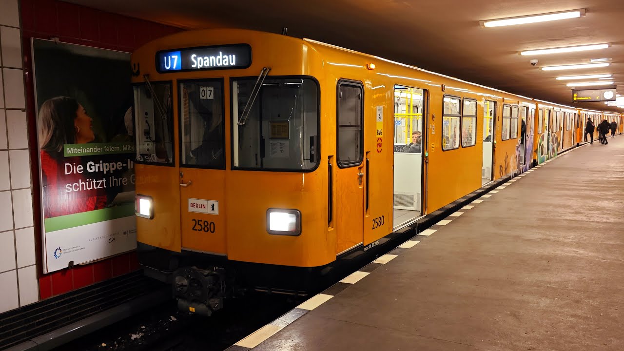 U-Bahn Berlin: Typ F76E auf der U6 [2160p60 ᵁᴴᴰ]