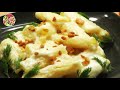 Макароны с сыром под соусом бешамель..Очень вкусно!