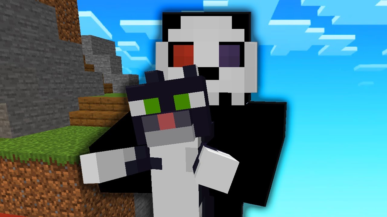 кот раскрывает...