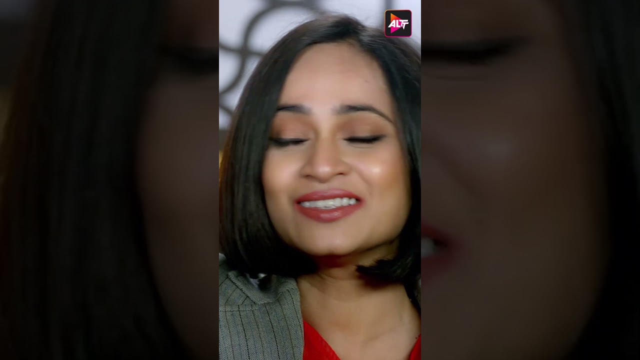 Itana chhota size aur mera no way, Chaho to aap check  kar sakte ho  -  BOSS  -  Karan S, Sagarika G