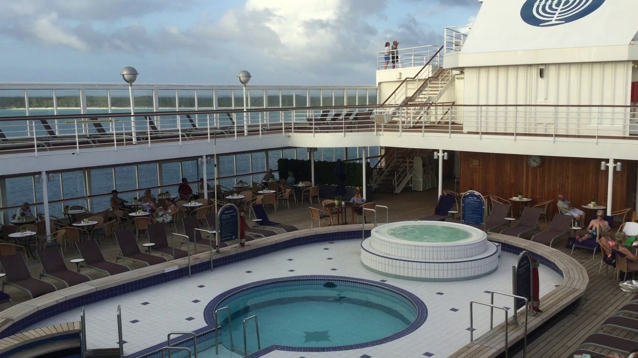 Prinsendam - Holland America Cruise Line