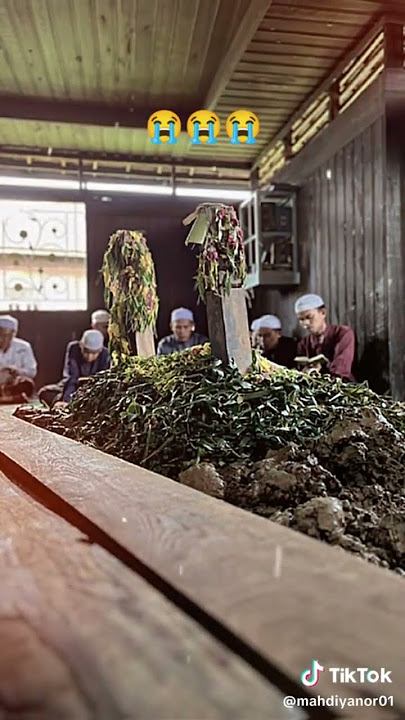 makam abah guru danau