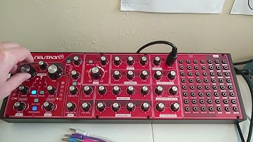 Learn to Play Analog Synthesizers Part 1: Oscillators On the Neutron