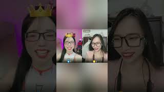 2 Bé Quá Đáng Yêu.