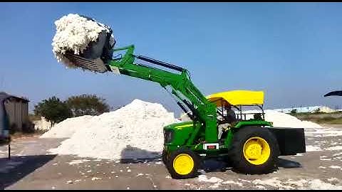 Kamdhenu cotton loader on John deere tractor , with high volume bucket