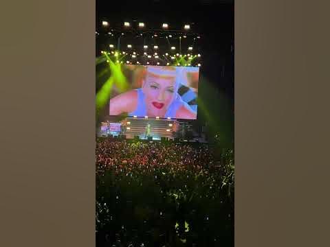 Akon concert Baku - YouTube