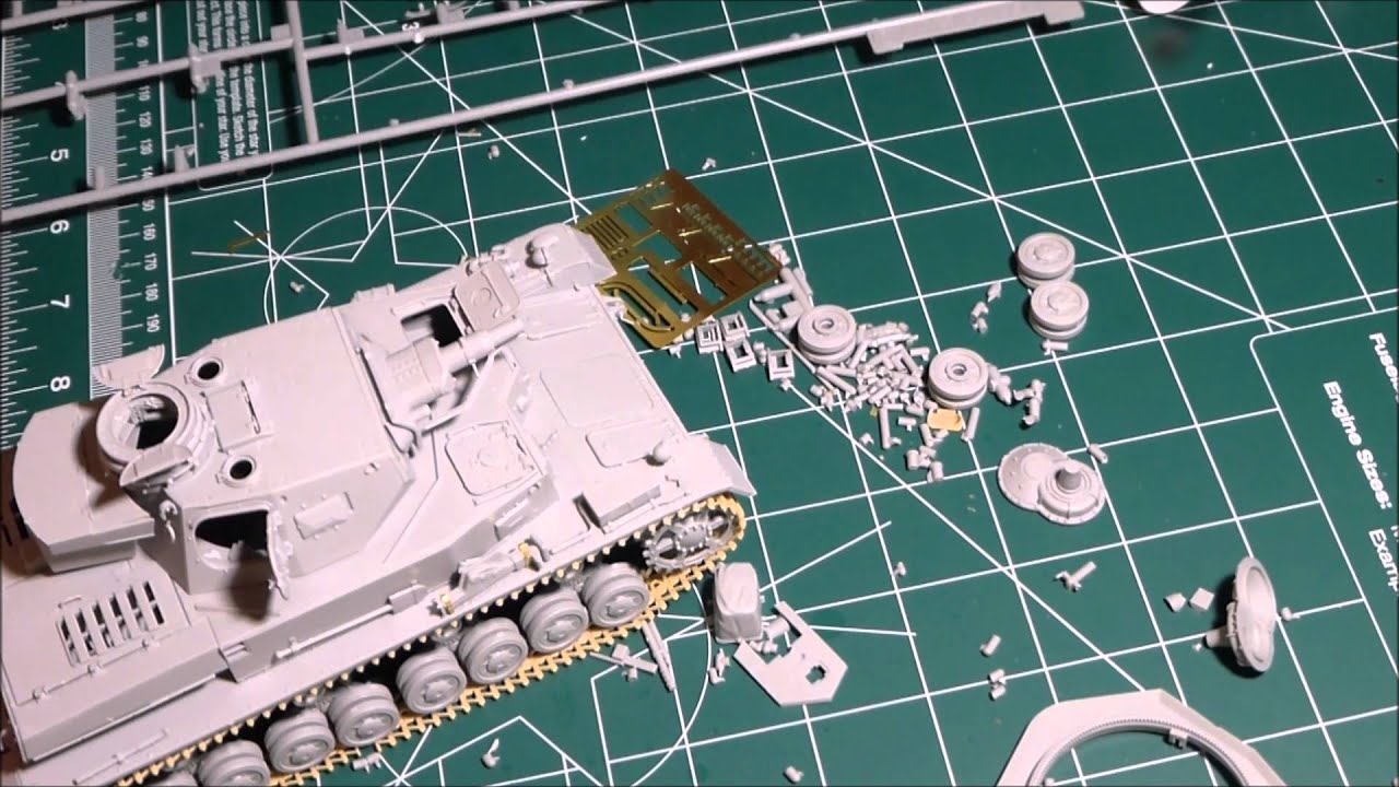 Dragon Panzer IV Tropical Version Assembly