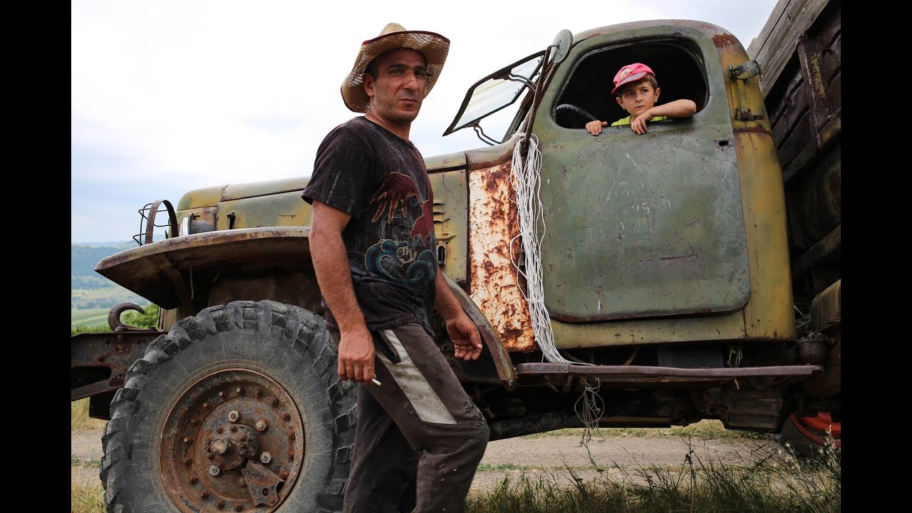 Կարմիր Աղեկիում ակտիվ խոտհունձ է, գյուղի ամենակրտսեր աշխատողը 6-ամյա Վրույրն է