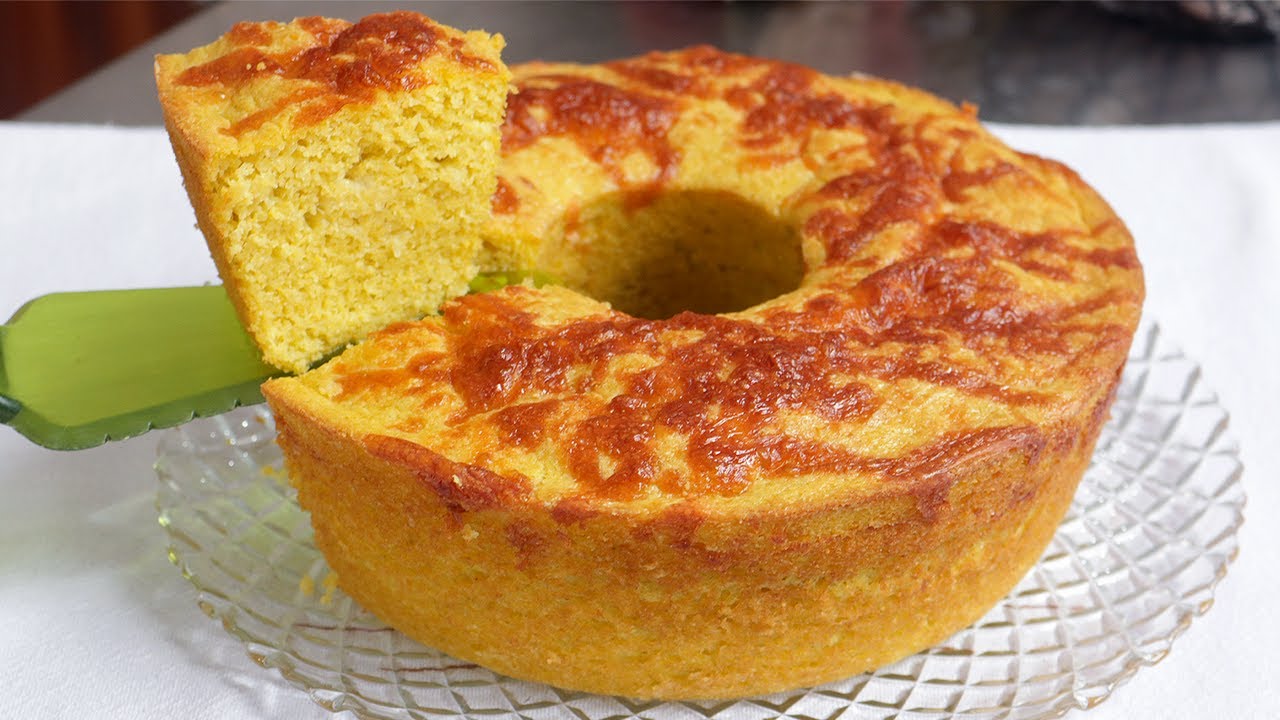 NÃO TEM TRIGO - BOLO SALGADO RÁPIDO FÁCIL FOFINHO COM MILHO DE LATINHA - Bateu Ta Pronto