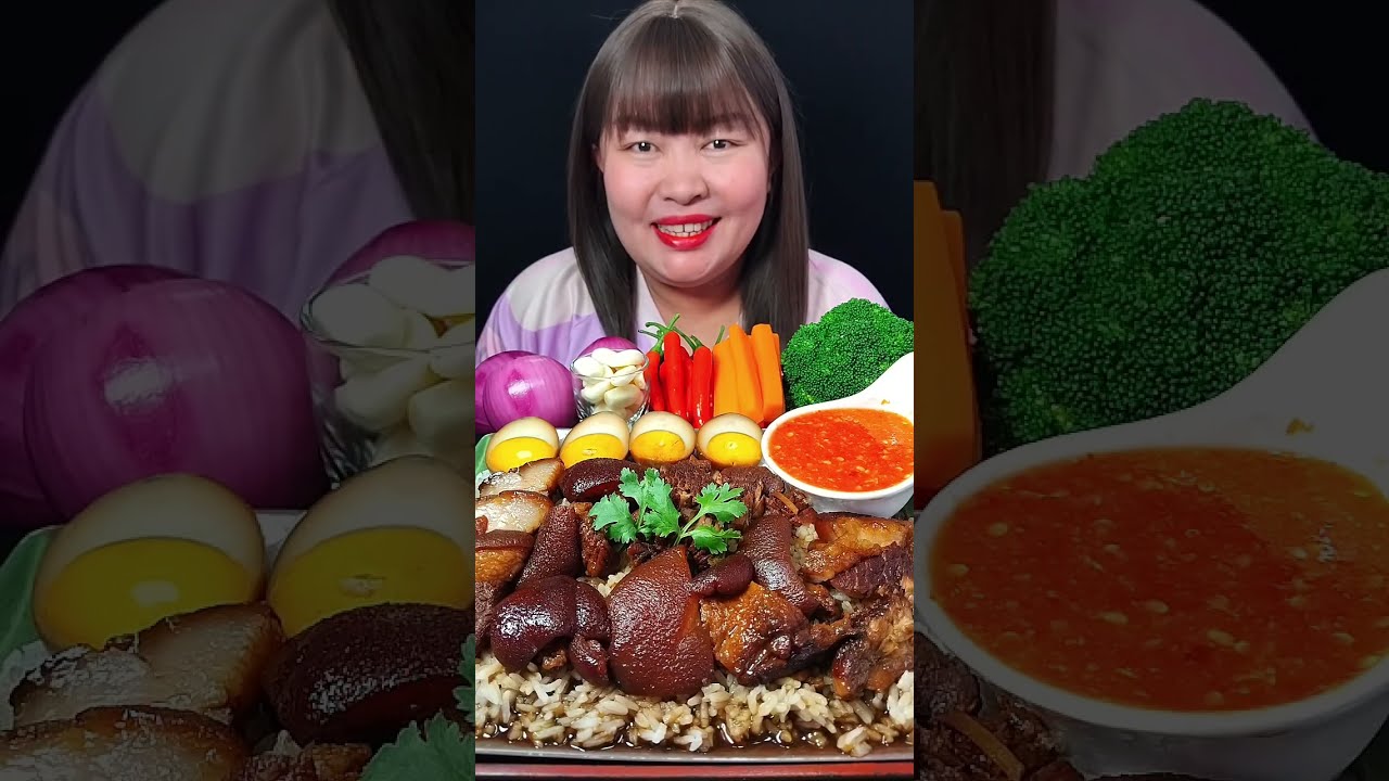 ข้าวขาหมูนุ่มๆฉ่ำๆ กินคู่กระเทียมพริกสดอร่อยเข้ากันสุดๆ @ตั้งใจกิน