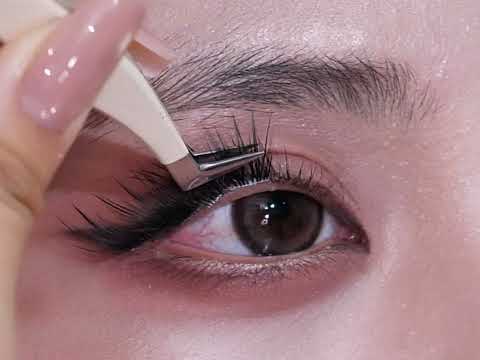 Step-by-Step Soft Pink Glam Eye Makeup Tutorial