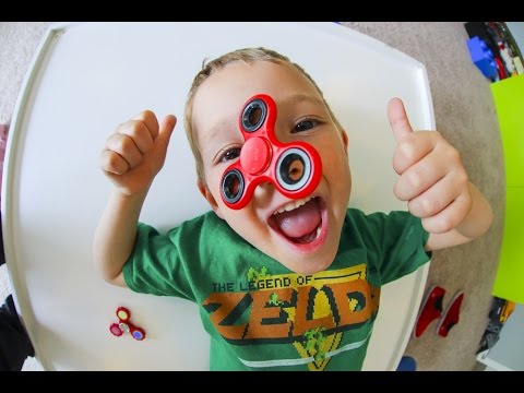 FATHER SON  FIDGET  SPINNER TIME!