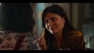 The Broken Hearts Gallery | Lesbian Kiss | Geraldine Viswanathan and Phillipoa Soo Kiss