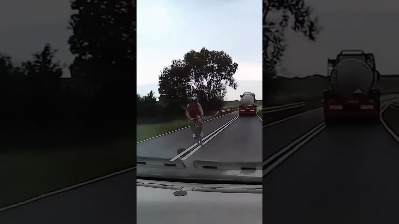 Polskie drogi w kamerze samochodowej. Polish roads in dash cam. Straßenvideo von Dashcam. 道路交通事故.ДТП